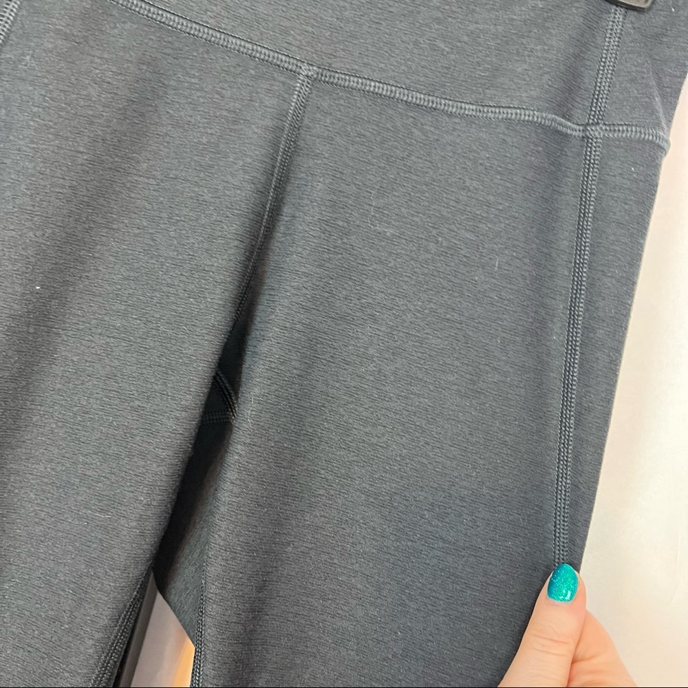 Outdoor Voices Dark Solid Color Polyester Legging… - image 2